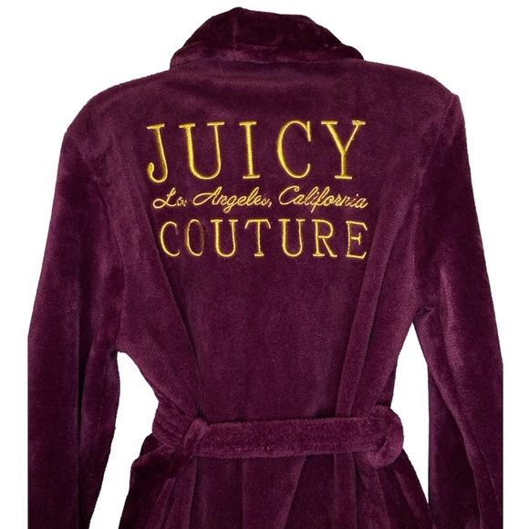 Juicy couture burgundy robe with gold JC Los Angeles California design in back - Picture 5 of 6